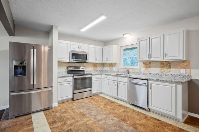 1011 Woodfinch Trail, Chattanooga, TN 37421