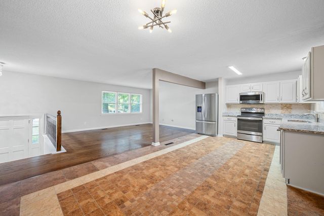 1011 Woodfinch Trail, Chattanooga, TN 37421