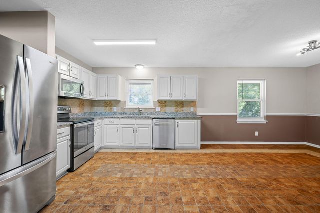 1011 Woodfinch Trail, Chattanooga, TN 37421