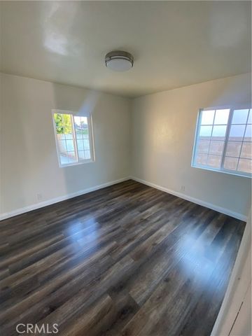 1206 W Mcfadden Avenue, Santa Ana, CA 92707