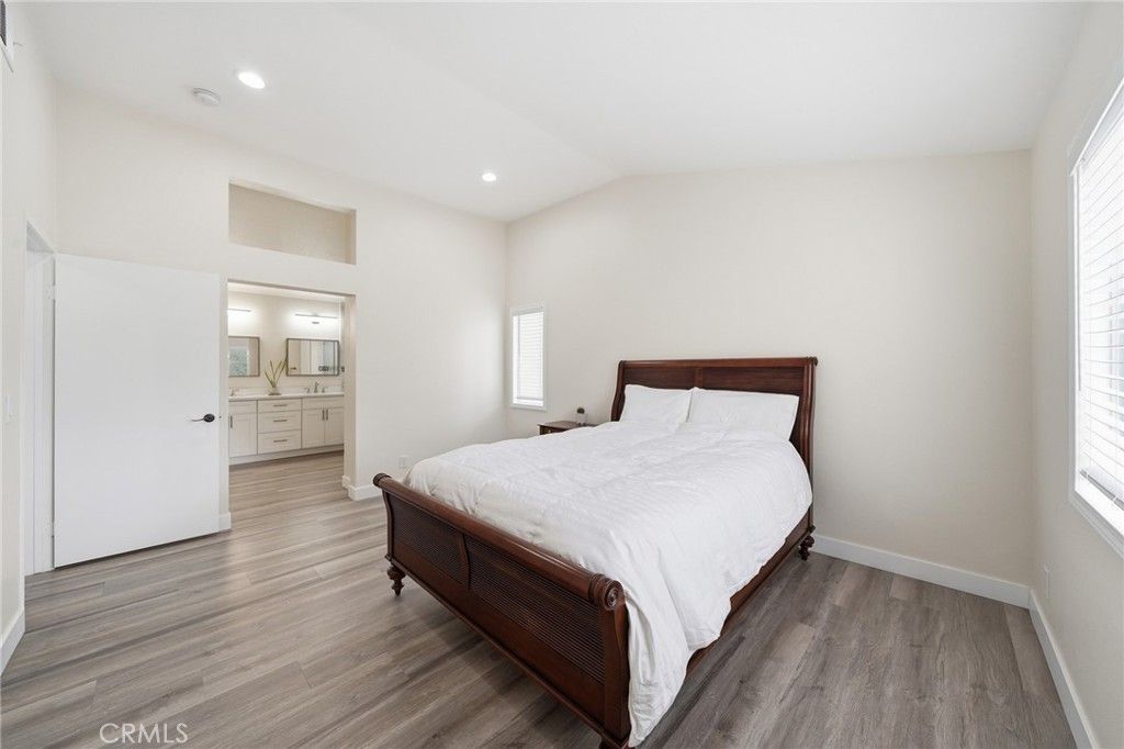 Image 11 of property listing at 875 Bramble, Corona, CA 92878