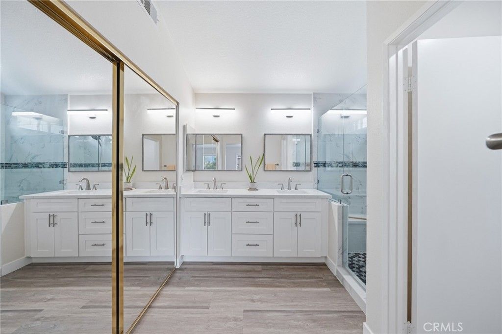 Image 12 of property listing at 875 Bramble, Corona, CA 92878