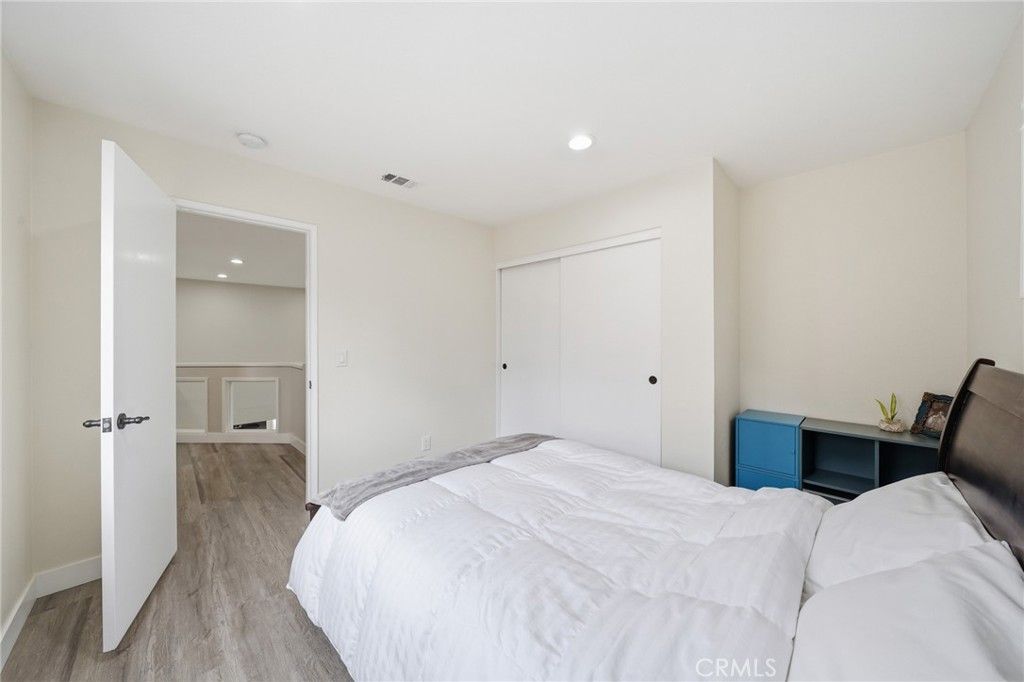 Image 15 of property listing at 875 Bramble, Corona, CA 92878