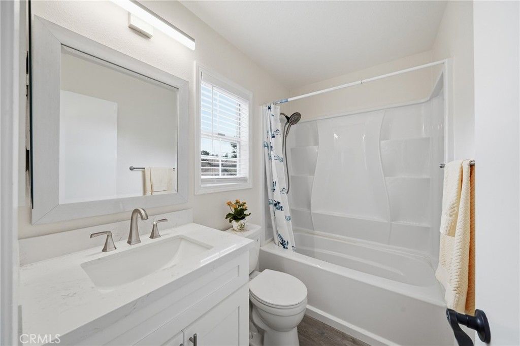 Image 16 of property listing at 875 Bramble, Corona, CA 92878