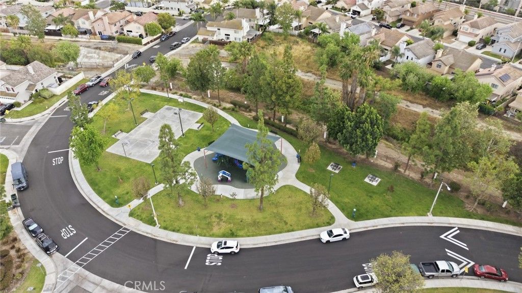 Image 20 of property listing at 875 Bramble, Corona, CA 92878