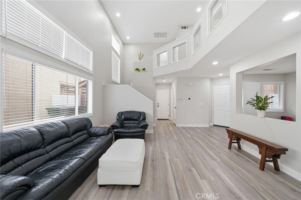 Image 29 of property listing at 875 Bramble, Corona, CA 92878