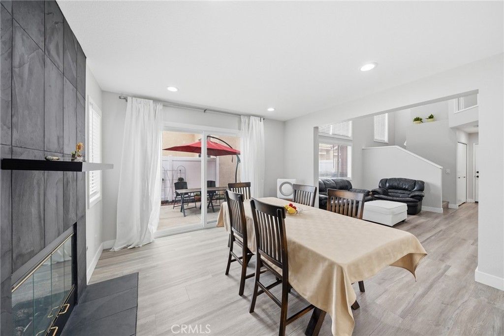 Image 31 of property listing at 875 Bramble, Corona, CA 92878