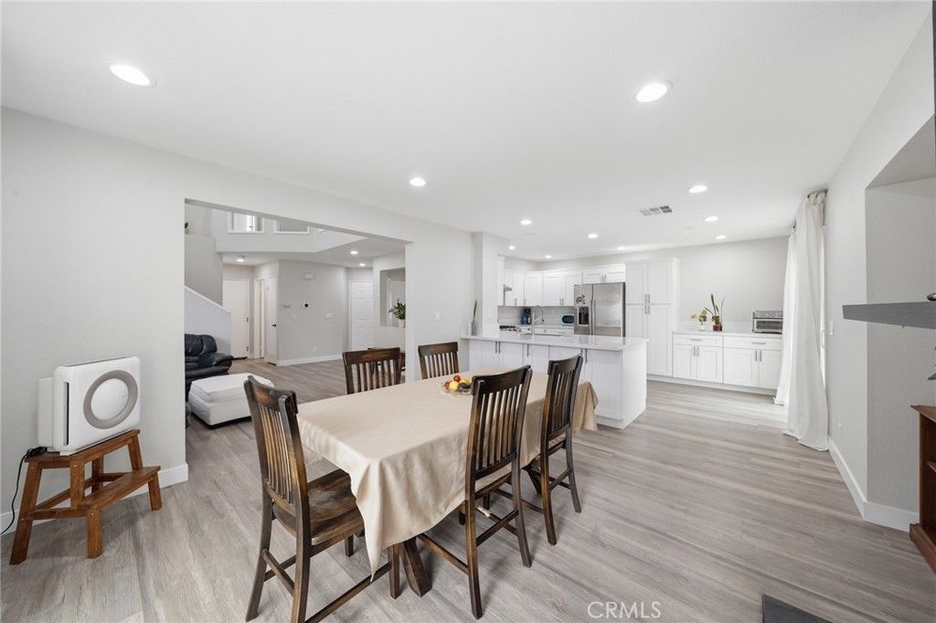 Image 32 of property listing at 875 Bramble, Corona, CA 92878