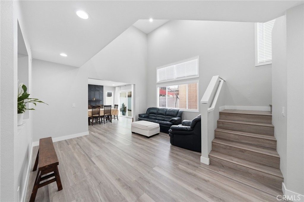 Image 9 of property listing at 875 Bramble, Corona, CA 92878