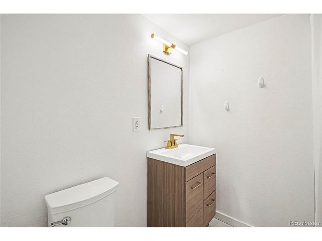 10650 E Tennessee Ave 108, Aurora, CO 80012