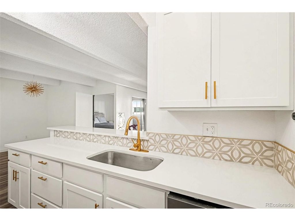 10650 E Tennessee Ave 108, Aurora, CO 80012