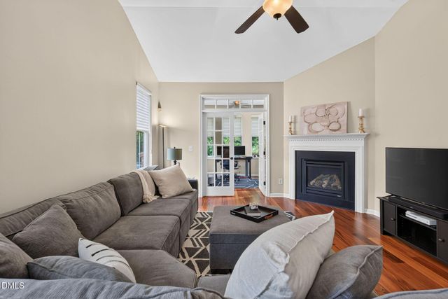 1060 Kingston Grove Drive, Cary, NC 27519