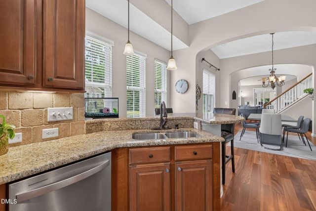 1060 Kingston Grove Drive, Cary, NC 27519