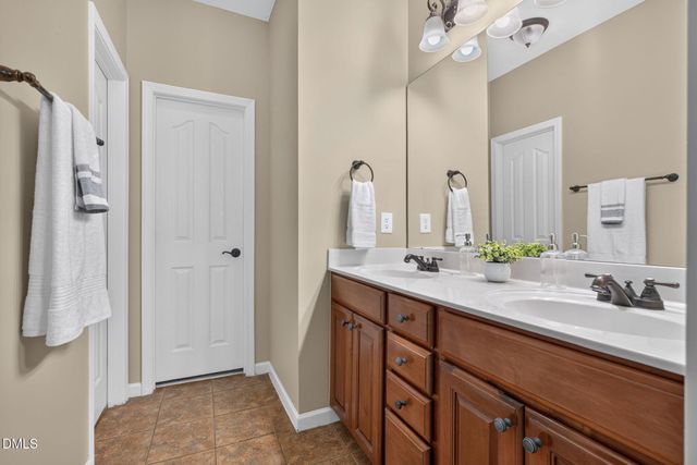 1060 Kingston Grove Drive, Cary, NC 27519