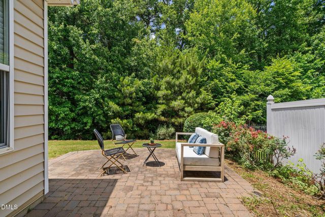 1060 Kingston Grove Drive, Cary, NC 27519