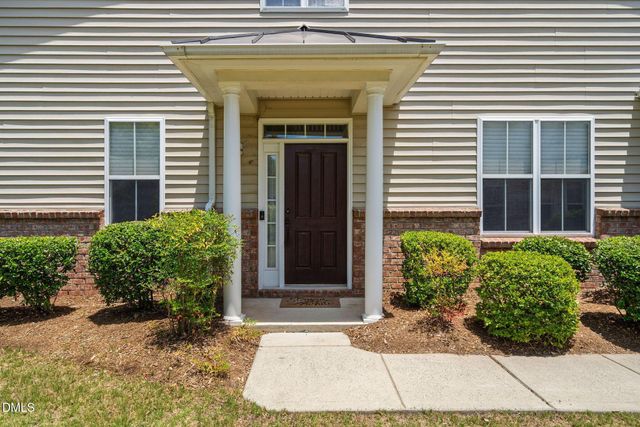 1060 Kingston Grove Drive, Cary, NC 27519