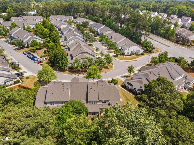 1060 Kingston Grove Drive, Cary, NC 27519