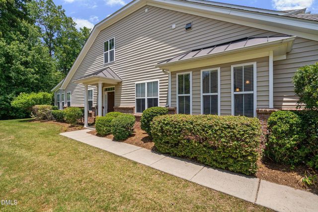 1060 Kingston Grove Drive, Cary, NC 27519