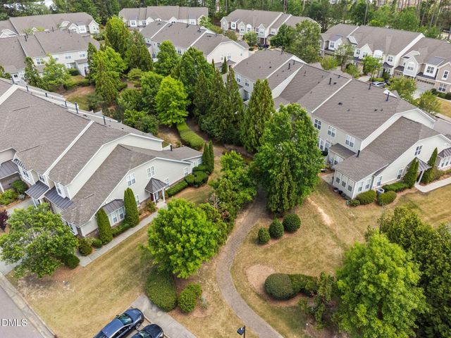 1060 Kingston Grove Drive, Cary, NC 27519