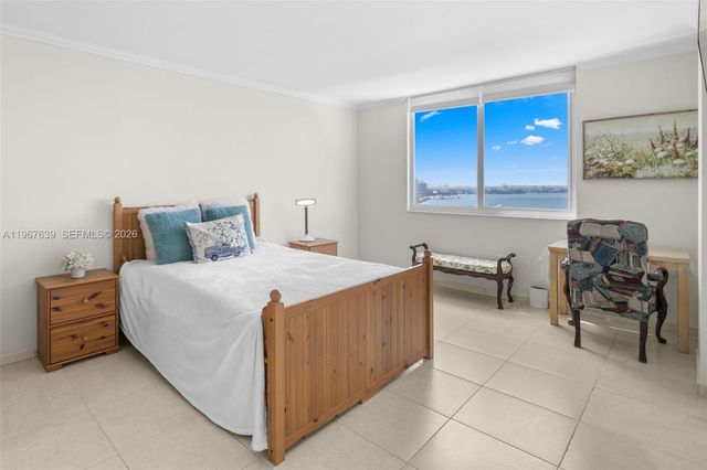 300 Bayview Dr 1910, Sunny Isles Beach, FL 33160