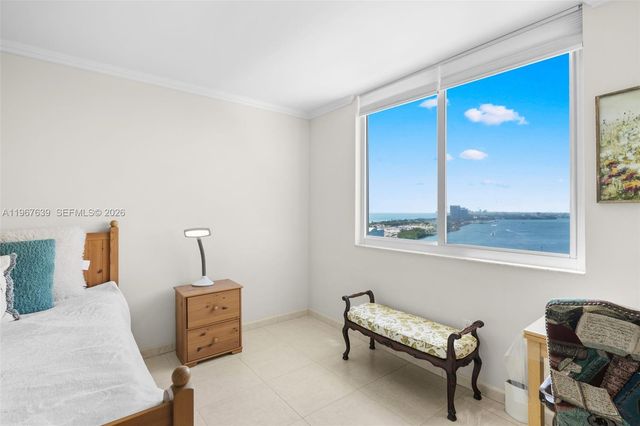 300 Bayview Dr 1910, Sunny Isles Beach, FL 33160