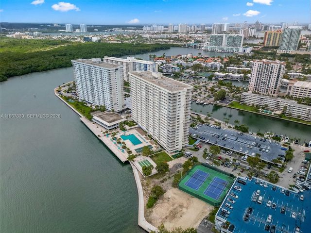 300 Bayview Dr 1910, Sunny Isles Beach, FL 33160