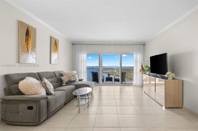 300 Bayview Dr 1910, Sunny Isles Beach, FL 33160