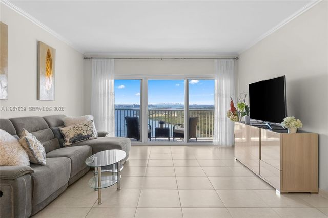 300 Bayview Dr 1910, Sunny Isles Beach, FL 33160