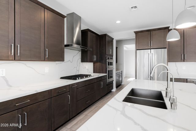 2423 N BEVERLY Place, Buckeye, AZ 85396