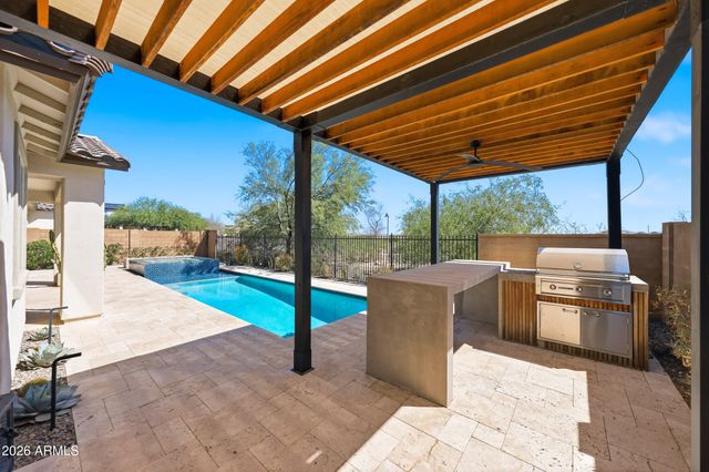 2423 N BEVERLY Place, Buckeye, AZ 85396