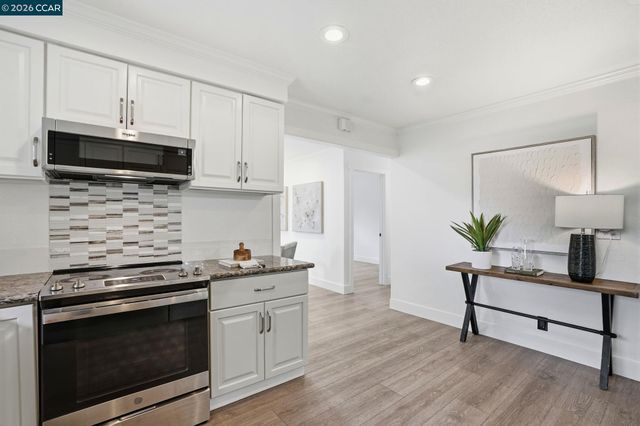 860 San Simeon Drive, Concord, CA 94518