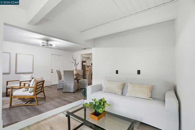 860 San Simeon Drive, Concord, CA 94518