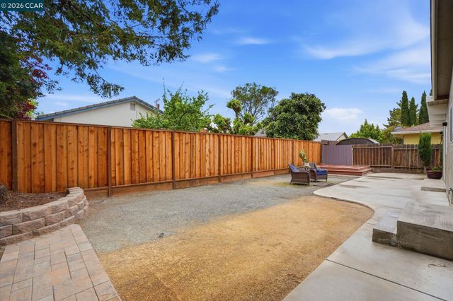 860 San Simeon Drive, Concord, CA 94518