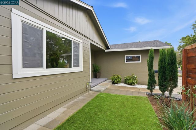 860 San Simeon Drive, Concord, CA 94518