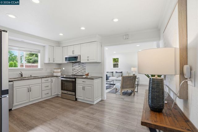 860 San Simeon Drive, Concord, CA 94518