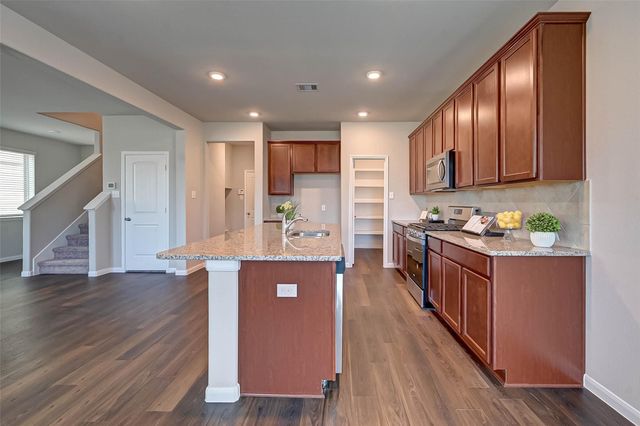 21450 Holly Heights Road, Katy, TX 77449
