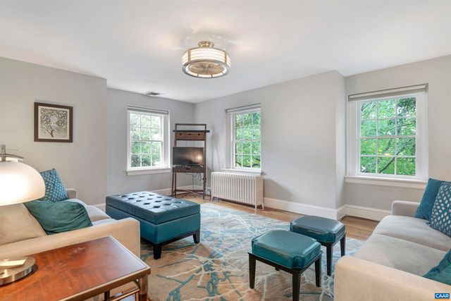 619 E HIGH ST, Charlottesville, VA 22902