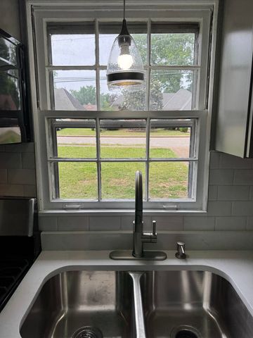 778 VAUGHN RD, Memphis, TN 38122