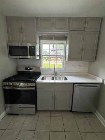 778 VAUGHN RD, Memphis, TN 38122