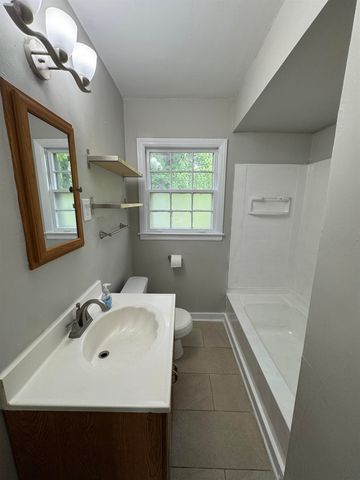 778 VAUGHN RD, Memphis, TN 38122