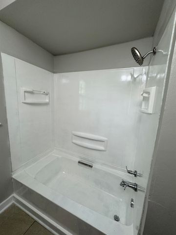 778 VAUGHN RD, Memphis, TN 38122