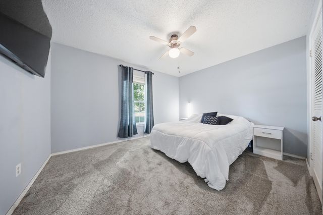 1666 E Richmond Street, Springfield, MO 65804