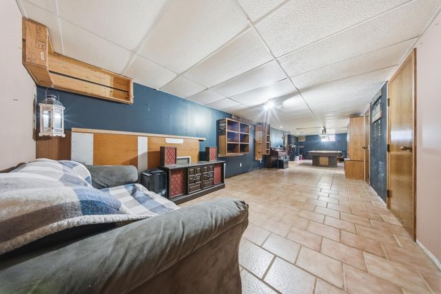 1666 E Richmond Street, Springfield, MO 65804