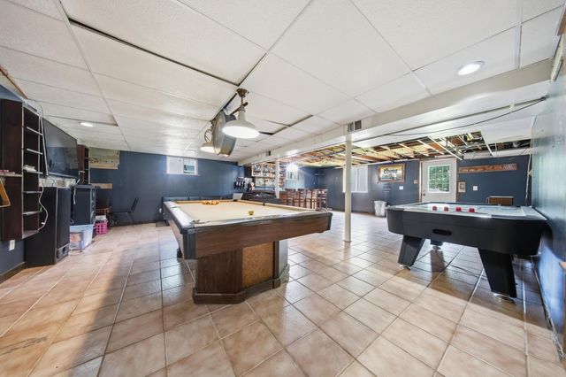 1666 E Richmond Street, Springfield, MO 65804