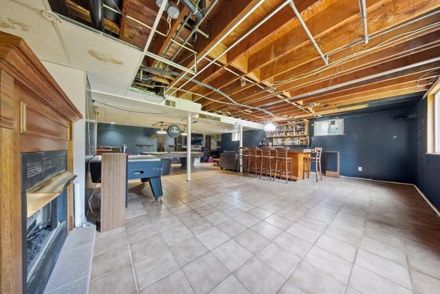 1666 E Richmond Street, Springfield, MO 65804