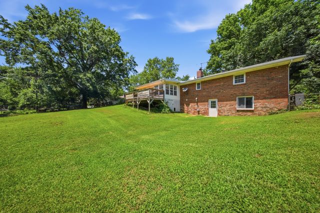 1666 E Richmond Street, Springfield, MO 65804