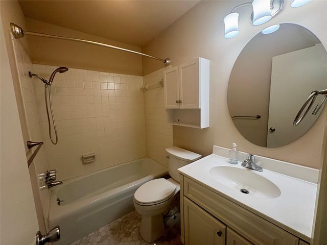 2512 Baxter DR, Austin, TX 78745