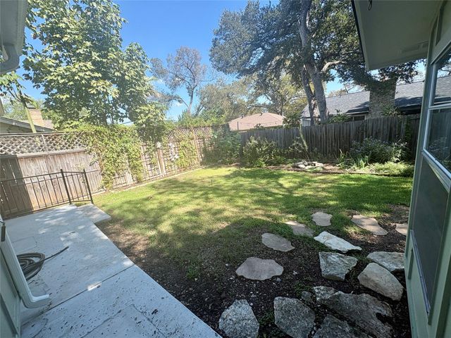 2512 Baxter DR, Austin, TX 78745