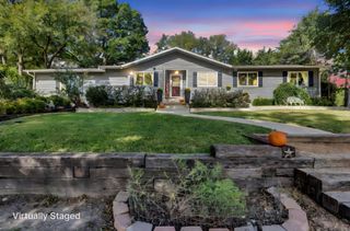 750 Becky Lane, Pecan Hill, TX 75165