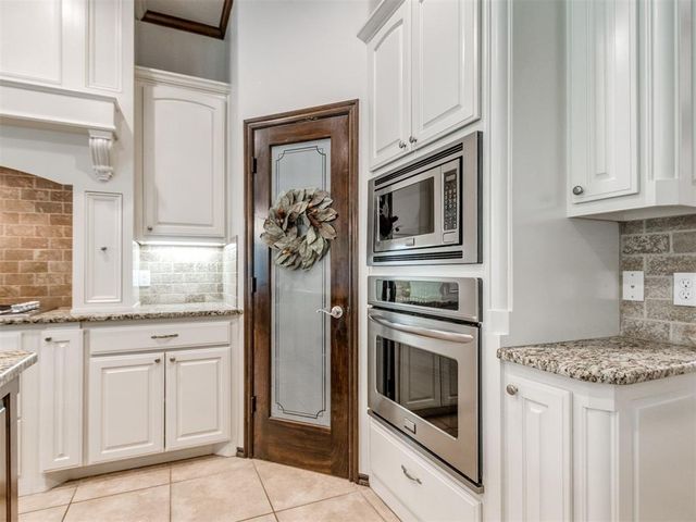 12500 Heathfield Lane, Oklahoma City, OK 73173